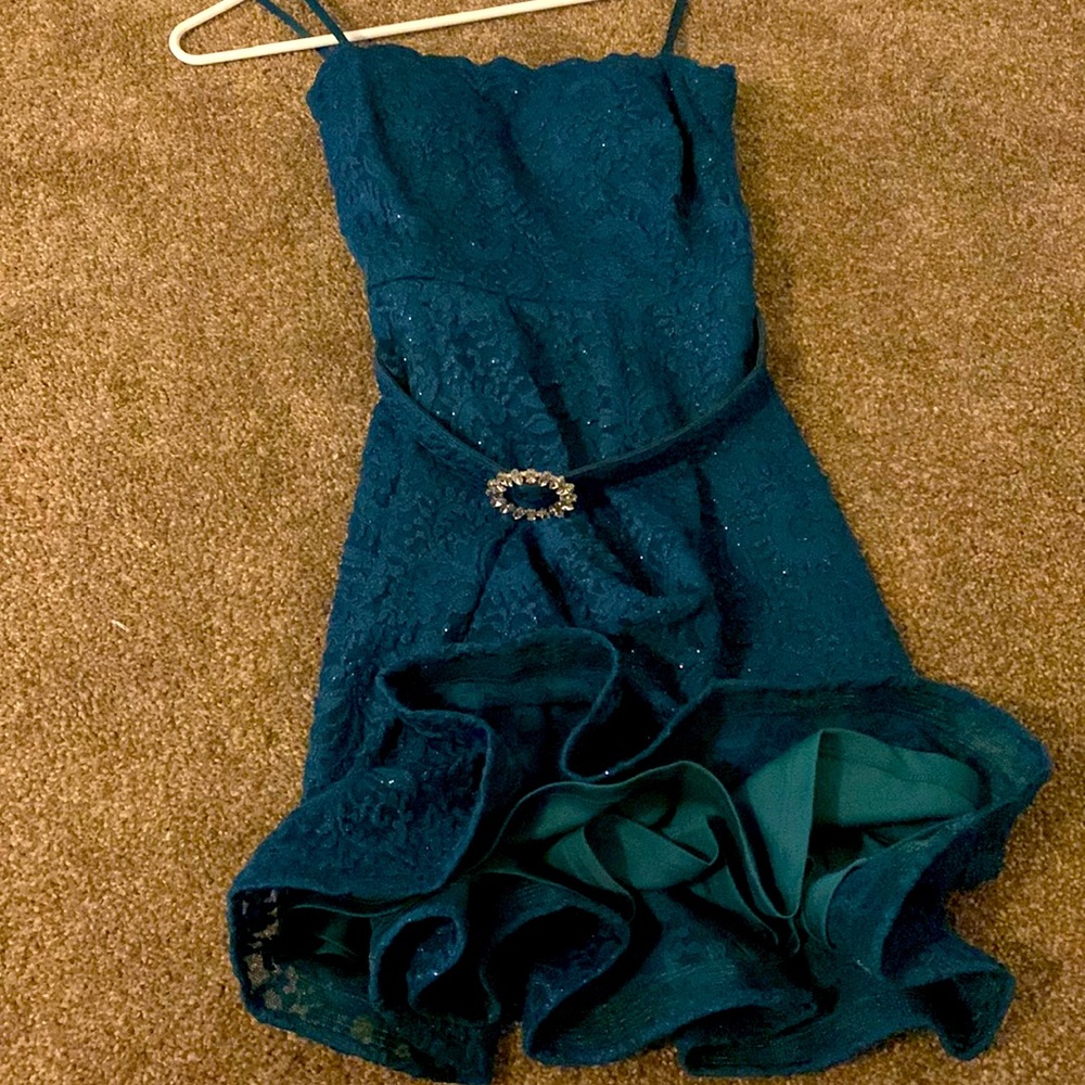 I am selling my old homecoming dress. The brand is city studio.